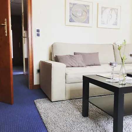 RhönZeit Apartements und Zimmer Hilders Exterior foto