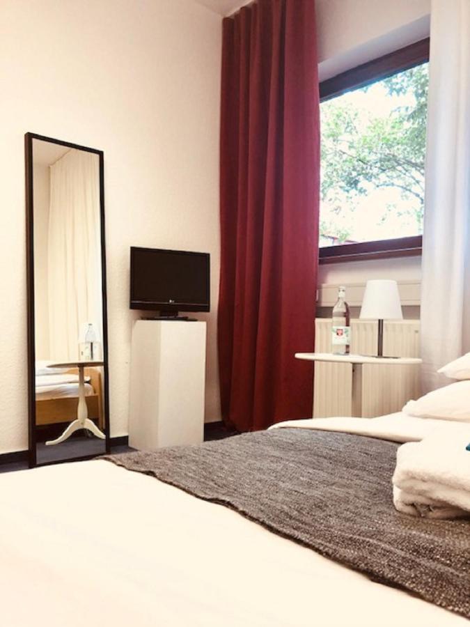 Rhoenzeit Apartements Und